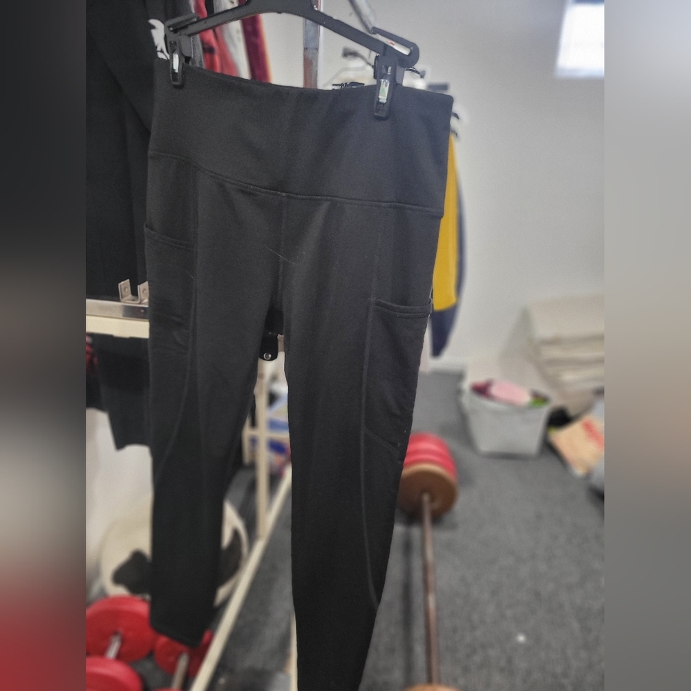 Apana leggings